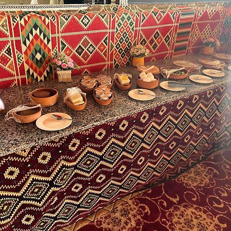 Bedouin Life Camp Hotel Wadi Rum Ngoại thất bức ảnh