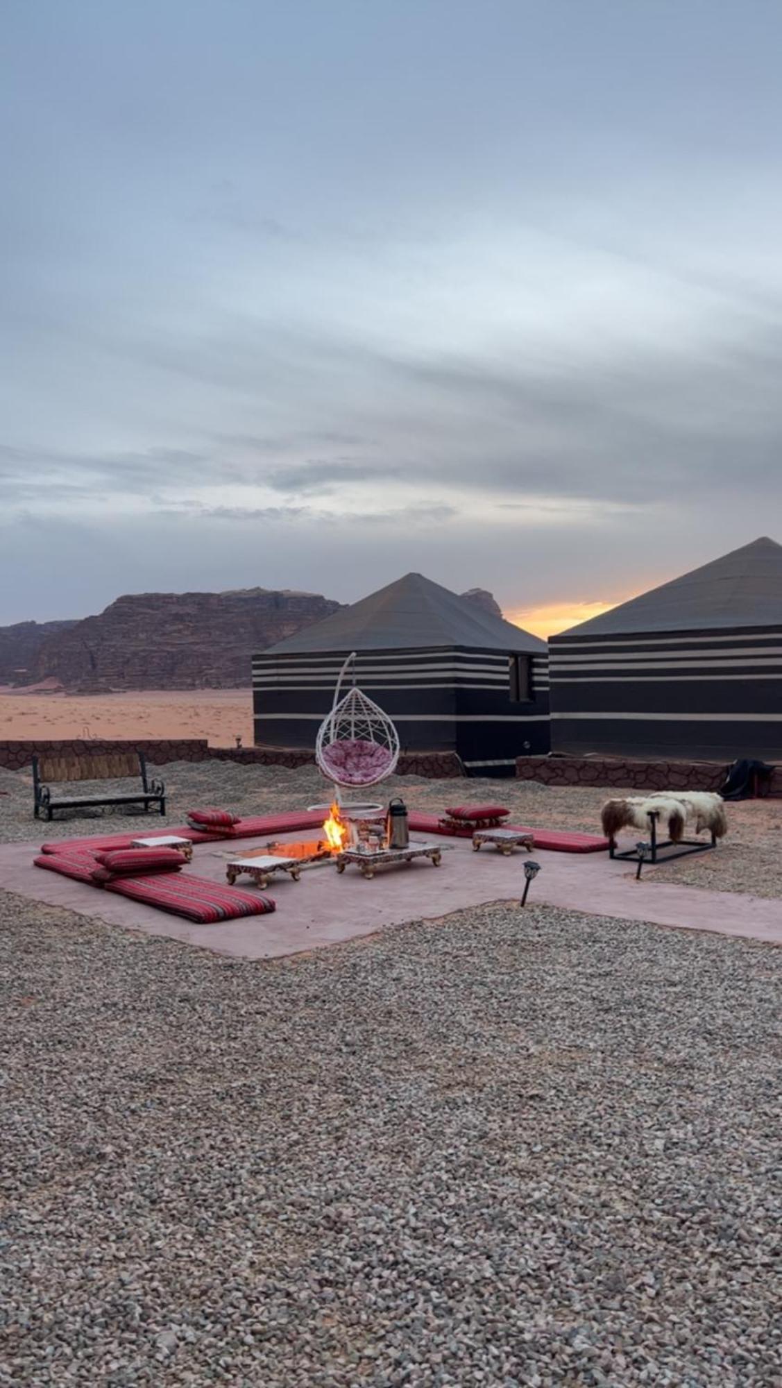 Bedouin Life Camp Hotel Wadi Rum Ngoại thất bức ảnh