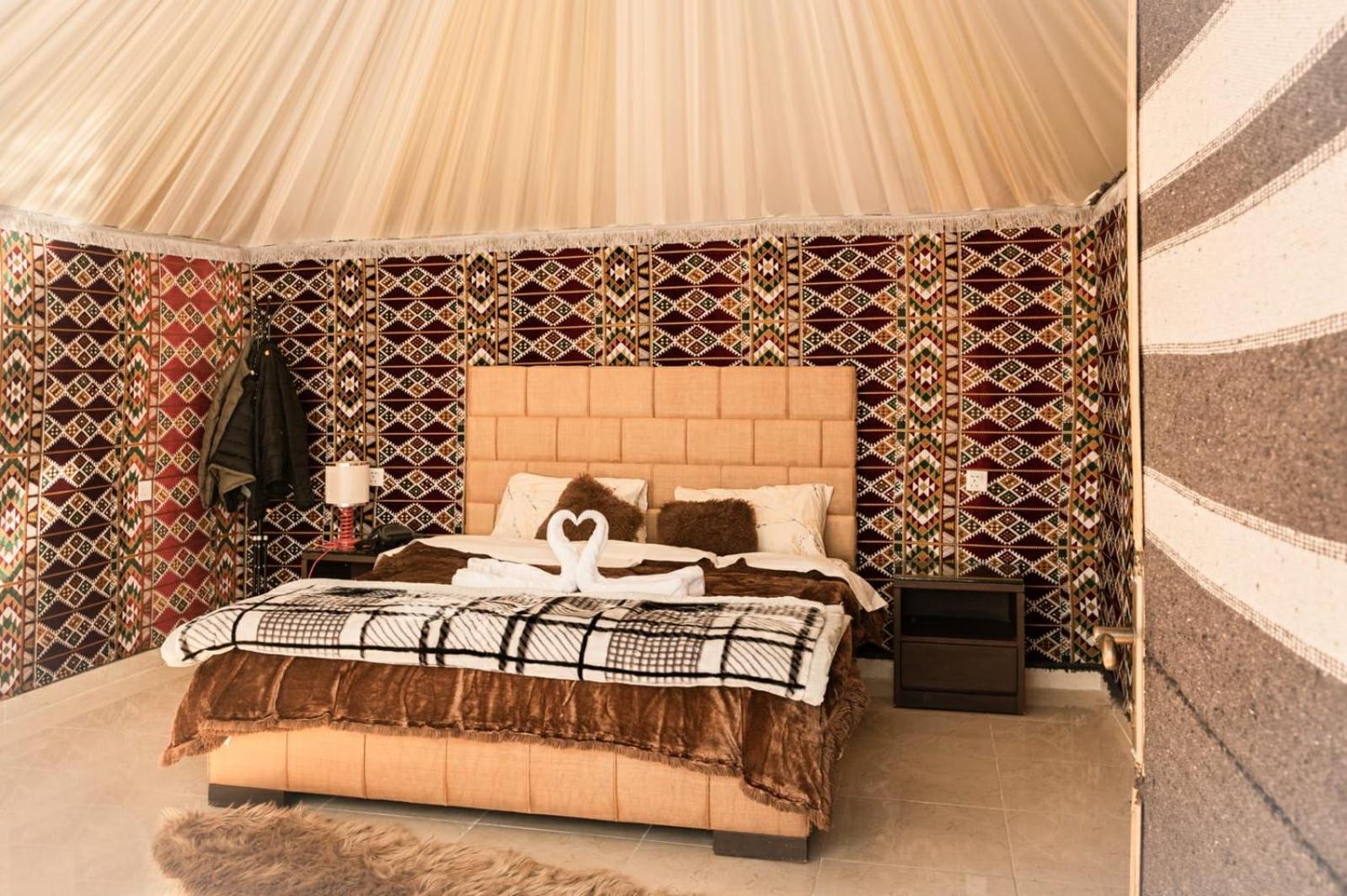 Bedouin Life Camp Hotel Wadi Rum Ngoại thất bức ảnh