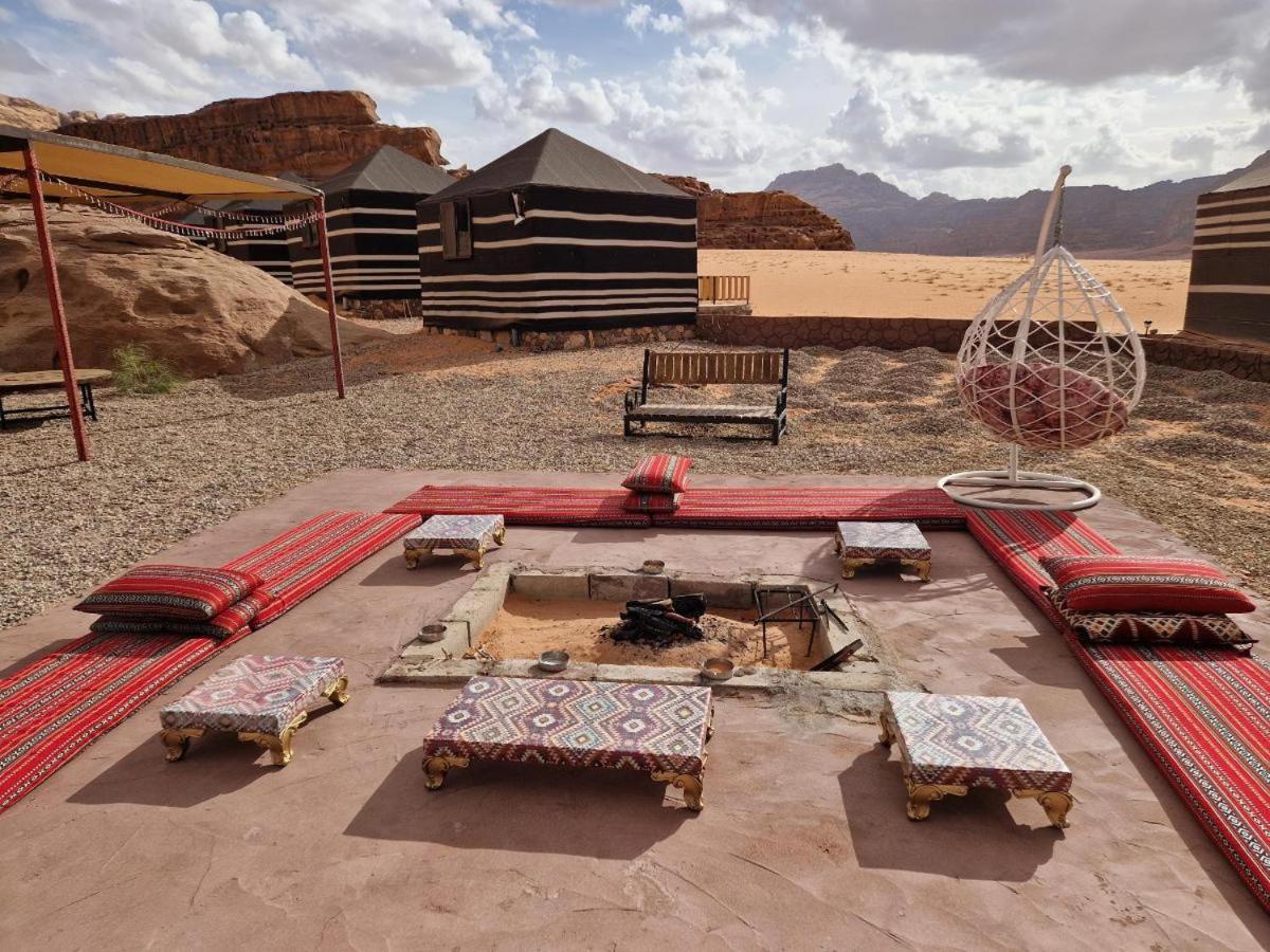 Bedouin Life Camp Hotel Wadi Rum Ngoại thất bức ảnh