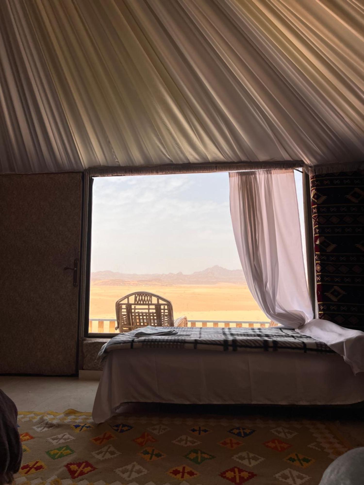 Bedouin Life Camp Hotel Wadi Rum Ngoại thất bức ảnh