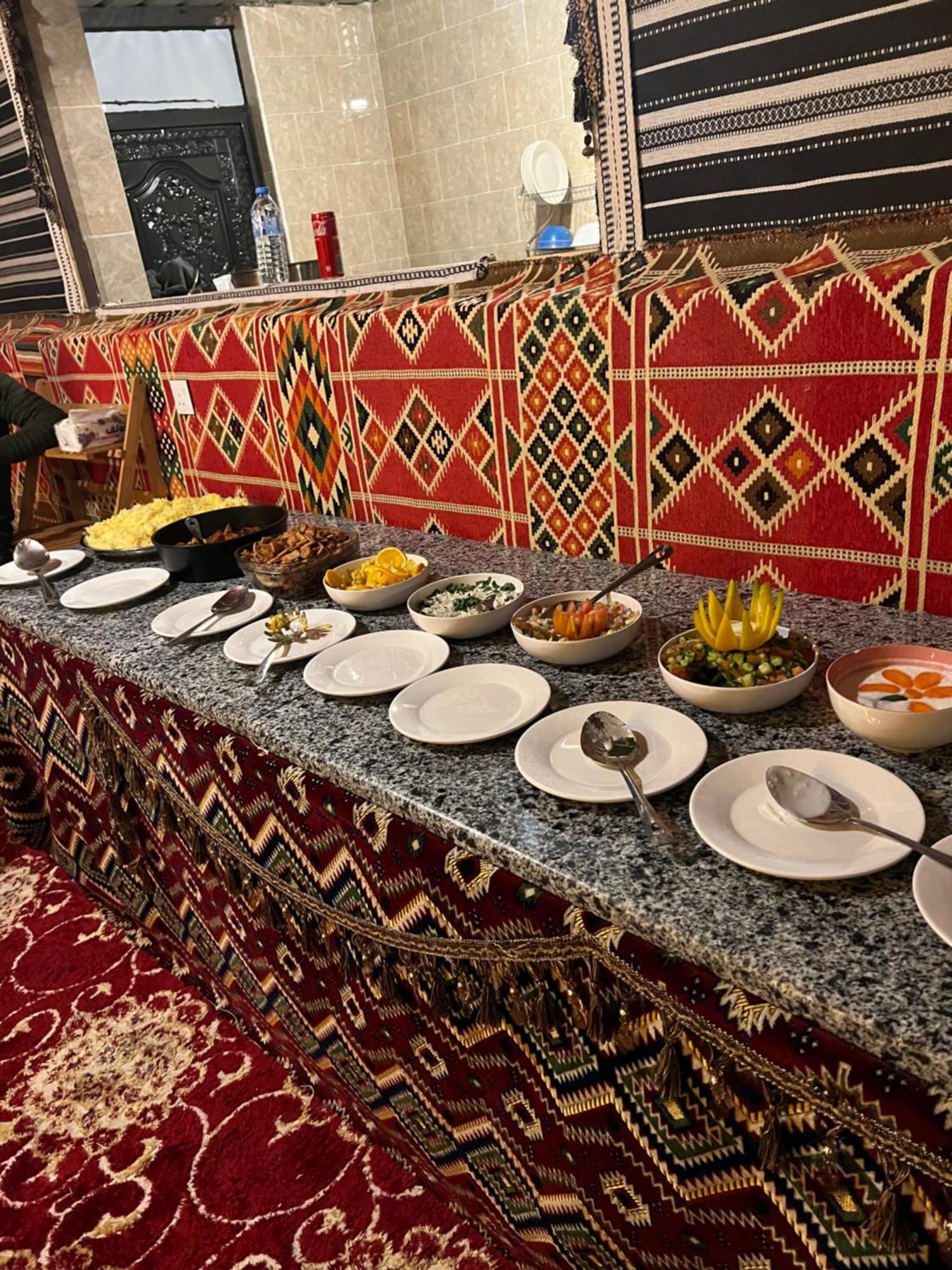 Bedouin Life Camp Hotel Wadi Rum Ngoại thất bức ảnh
