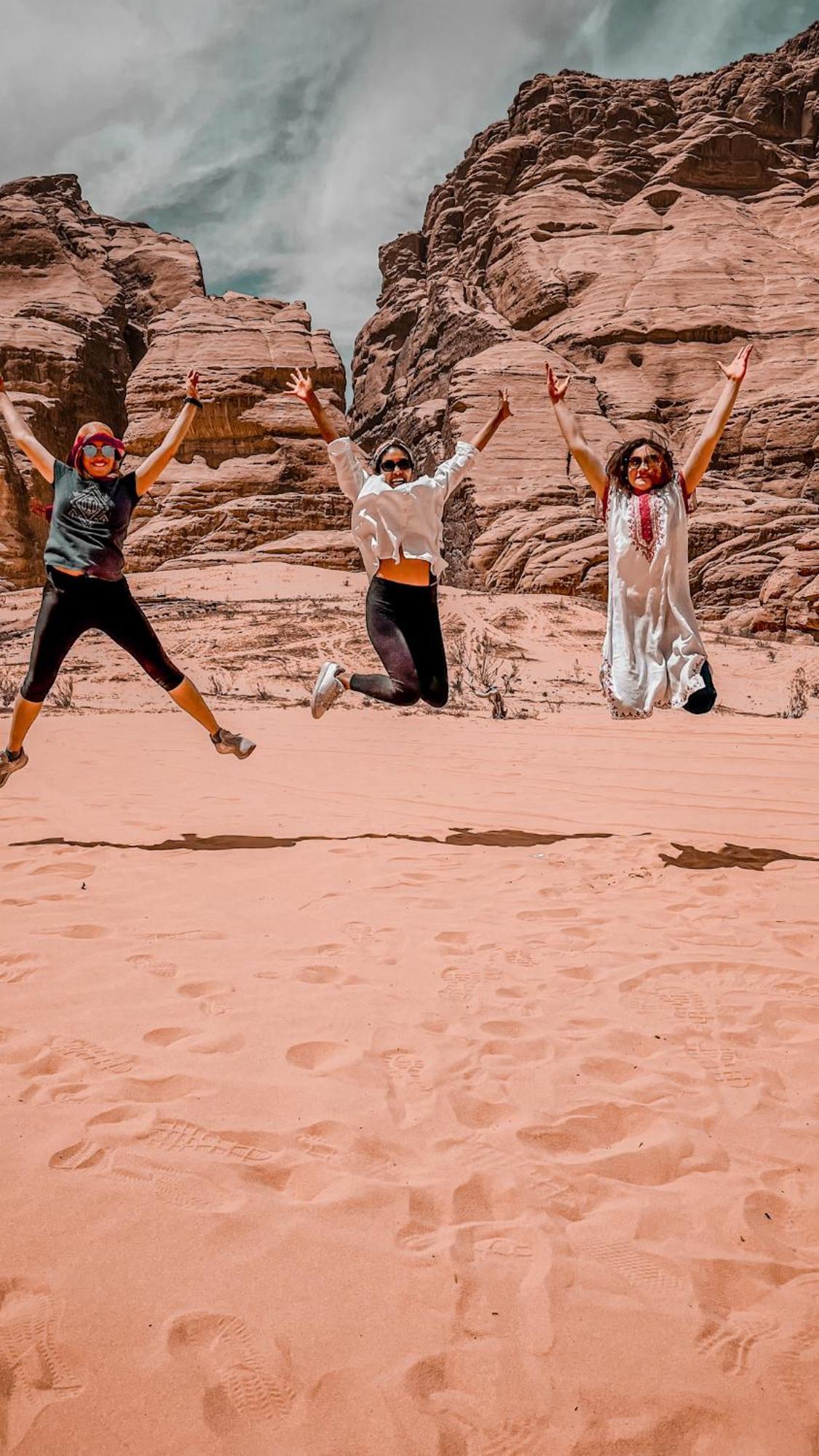 Bedouin Life Camp Hotel Wadi Rum Ngoại thất bức ảnh