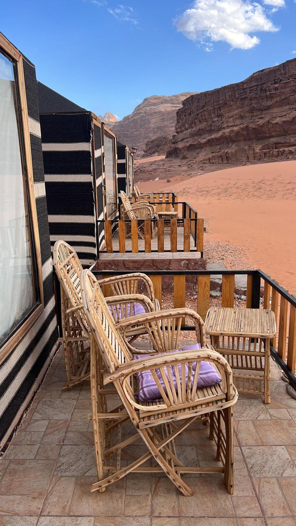 Bedouin Life Camp Hotel Wadi Rum Ngoại thất bức ảnh